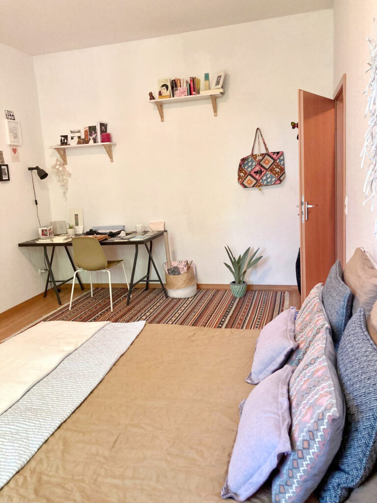 WG-Zimmer mit eigenem WC - Bild 1